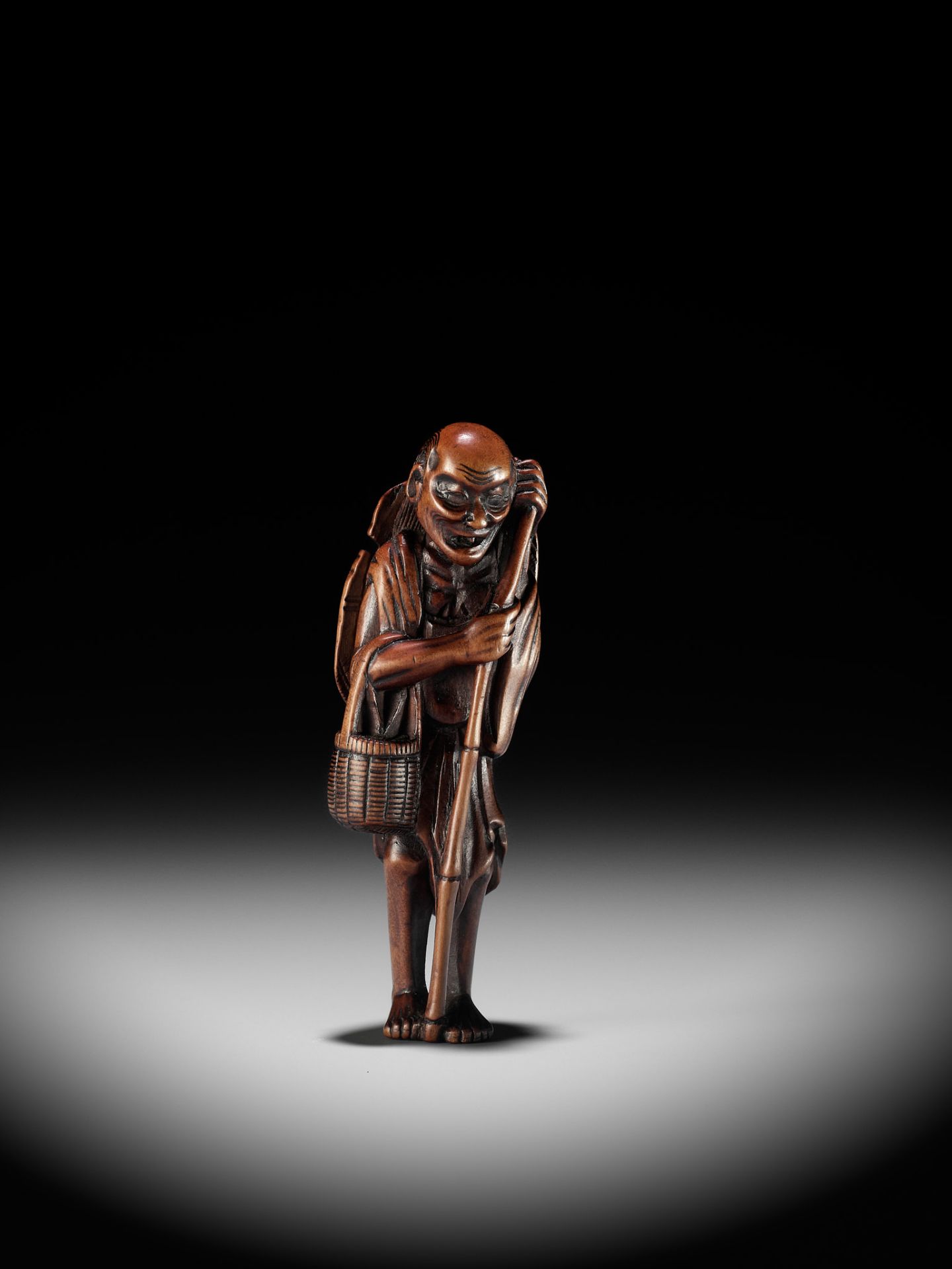 A LARGE AND RARE WOOD NETSUKE OF ONO NO KOMACHI - Image 3 of 10