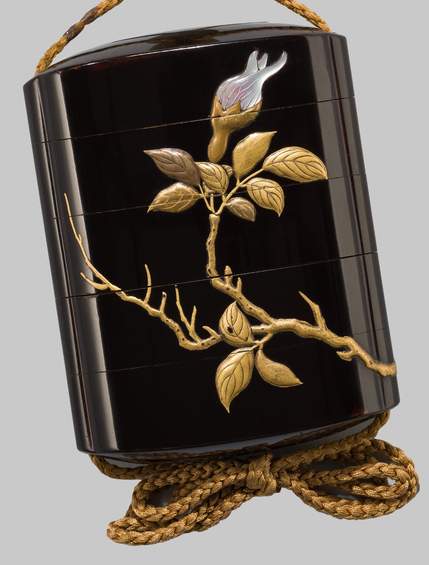 AN ELEGANT INLAID BLACK LACQUER FOUR-CASE INRO WITH CAMELLIA BLOSSOMS - Image 2 of 7