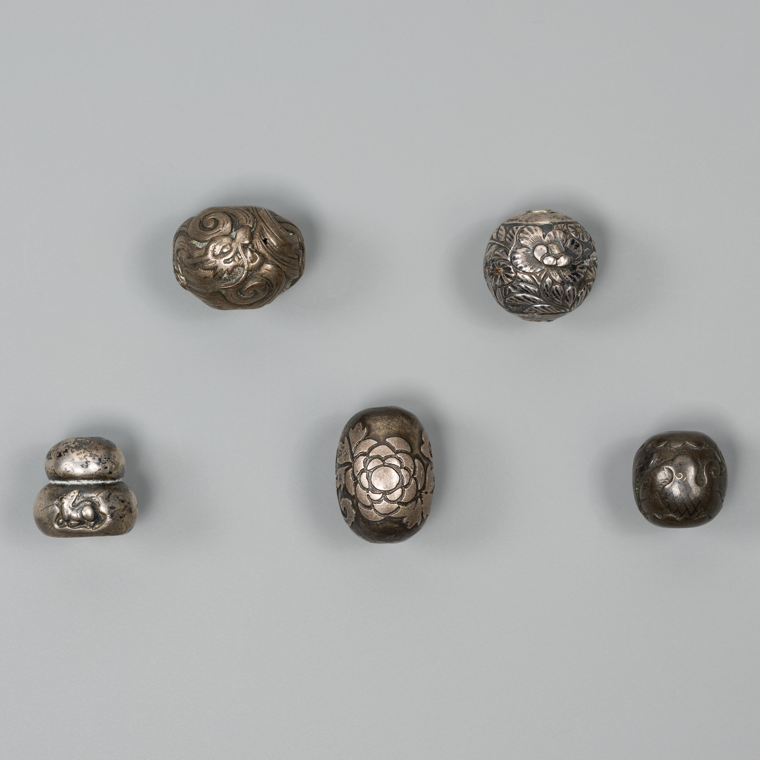 A GROUP OF FIVE MIXED METAL OJIME