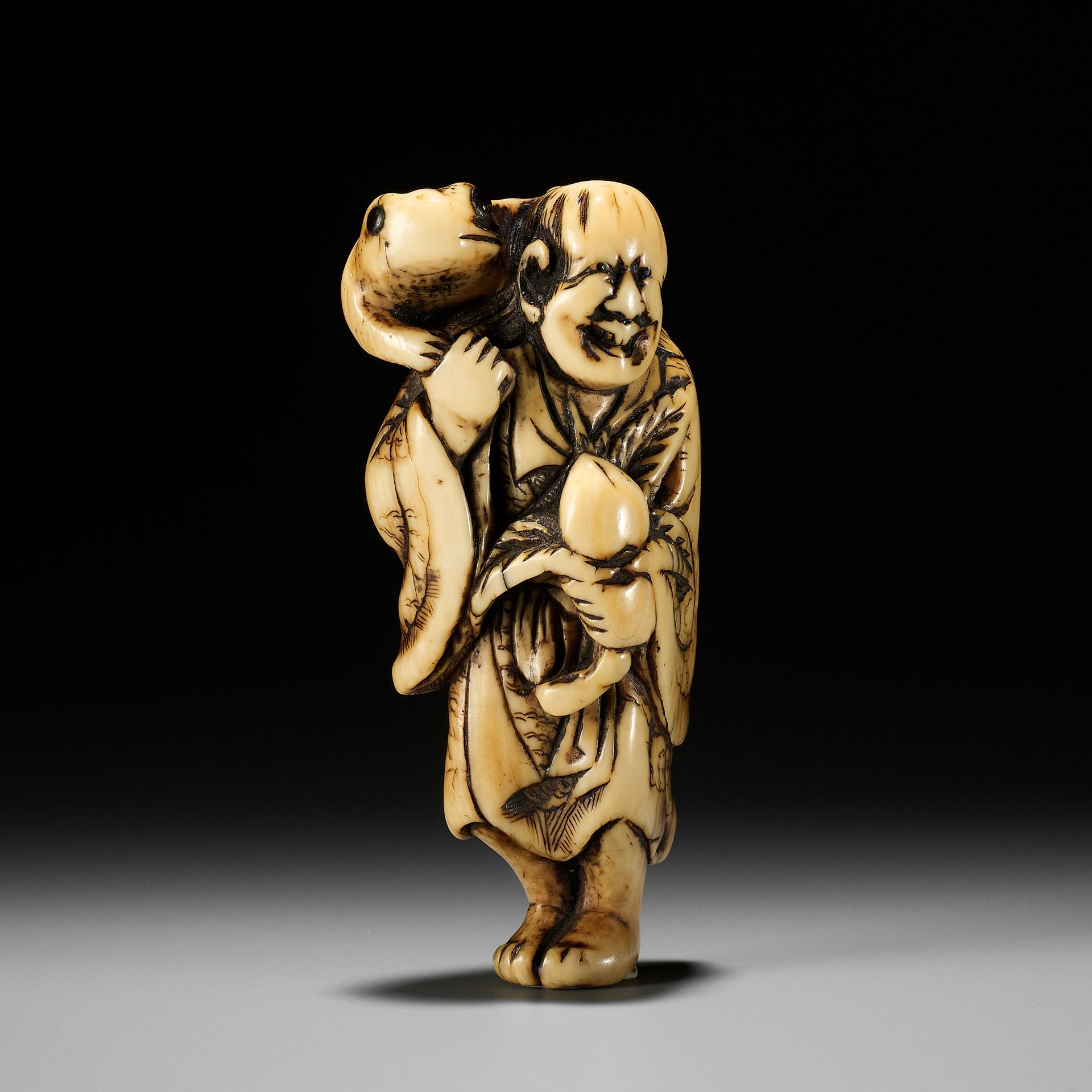 MASAMORI: A GOOD KYOTO SCHOOL IVORY NETSUKE OF GAMA SENNIN