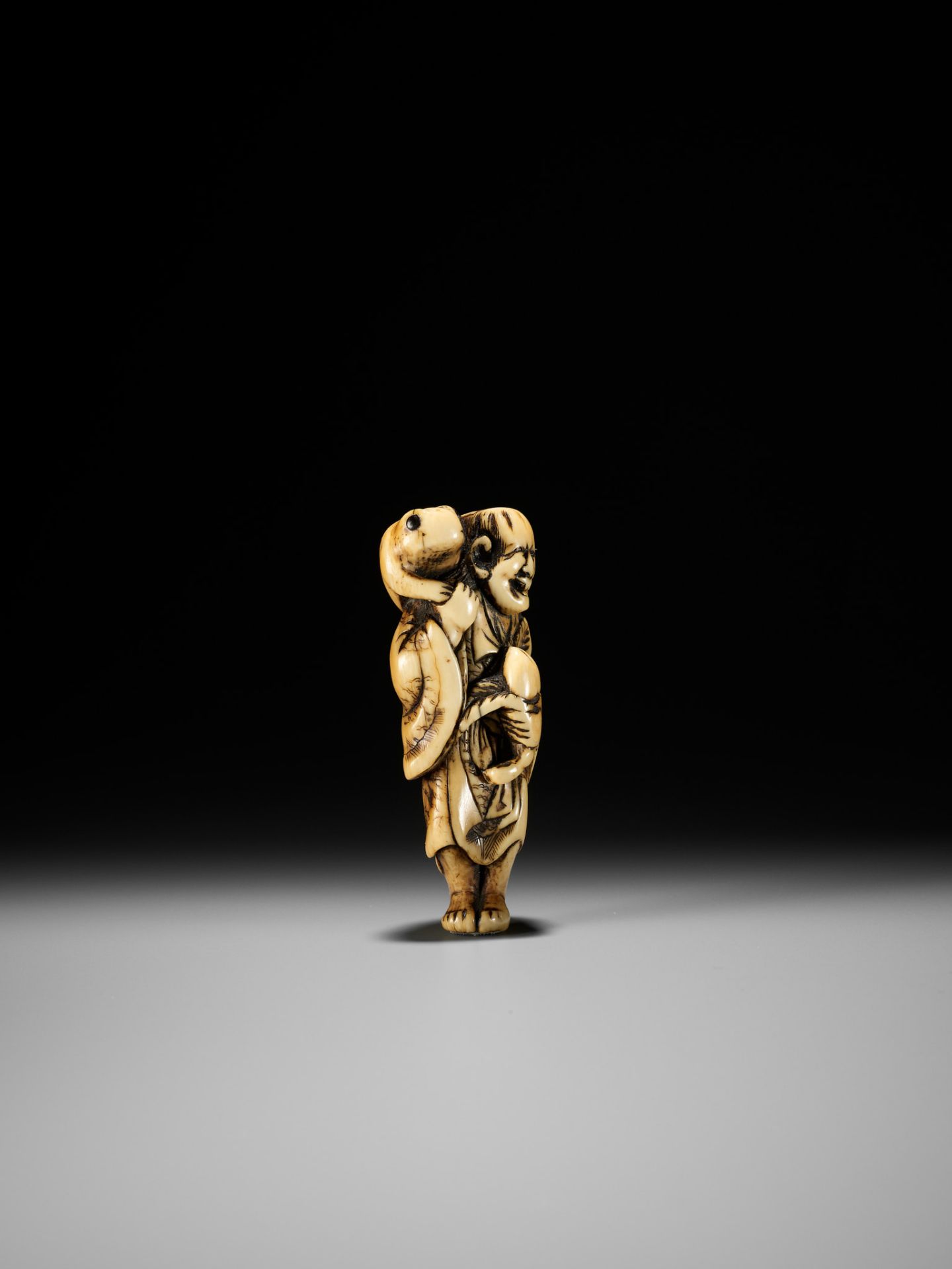 MASAMORI: A GOOD KYOTO SCHOOL IVORY NETSUKE OF GAMA SENNIN - Image 10 of 14