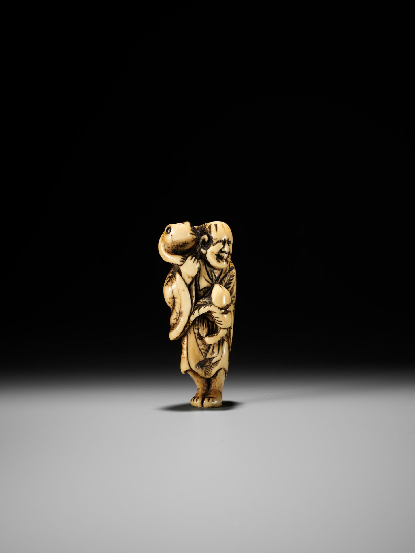 MASAMORI: A GOOD KYOTO SCHOOL IVORY NETSUKE OF GAMA SENNIN - Bild 11 aus 14