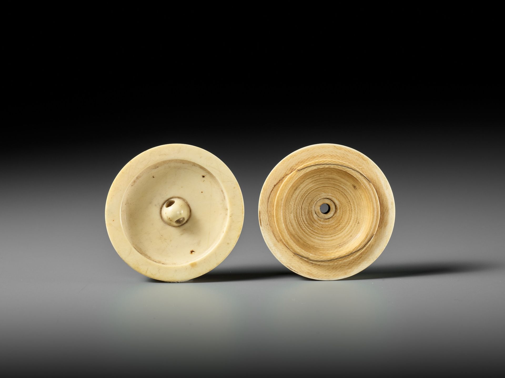 A FINE INLAID IVORY MANJU NETSUKE OF KACHO-GA TYPE - Image 10 of 11