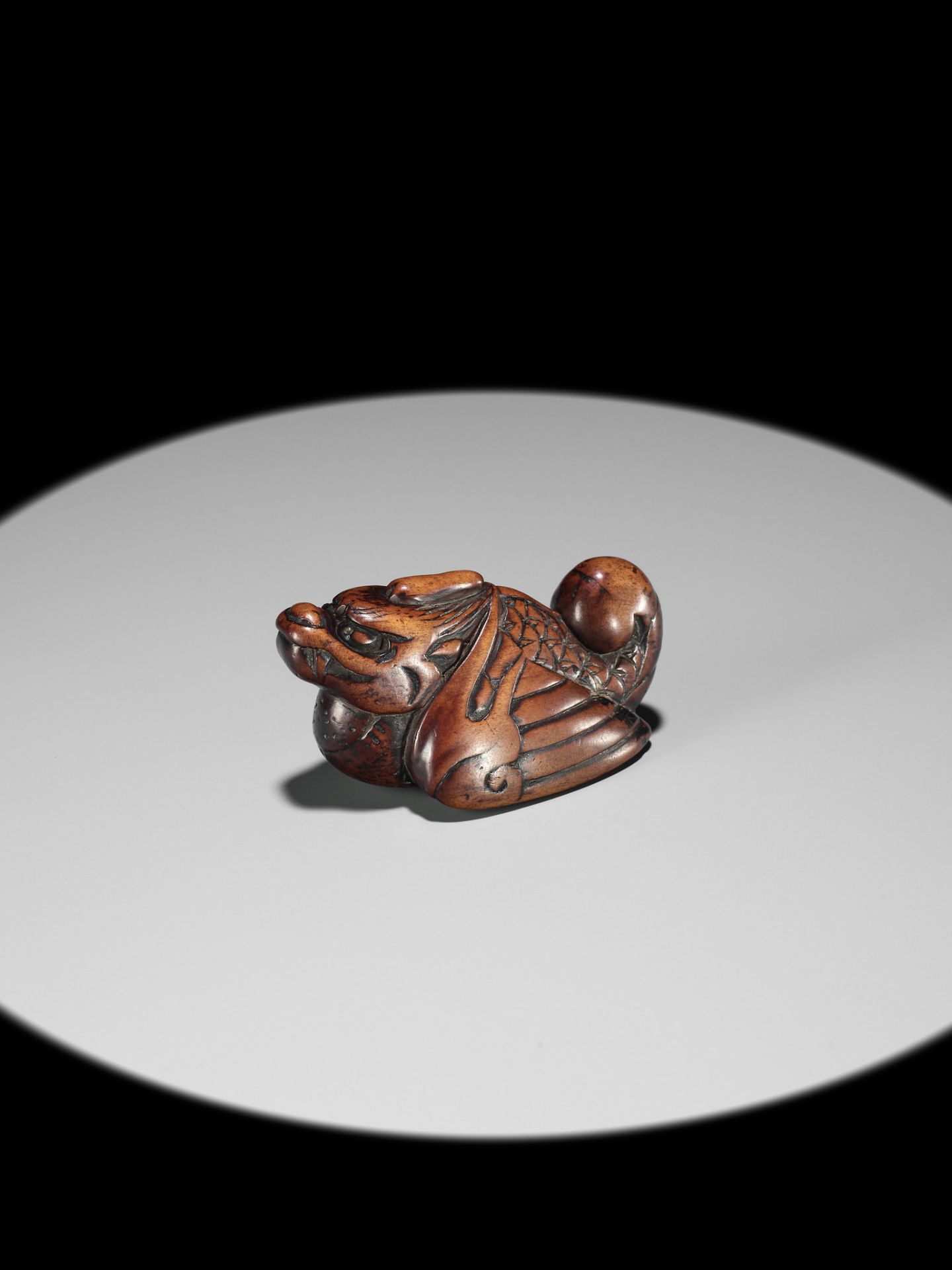 A RARE WOOD NETSUKE OF A HIRYU (FLYING DRAGON), SOKEN KISHO TYPE - Image 13 of 17