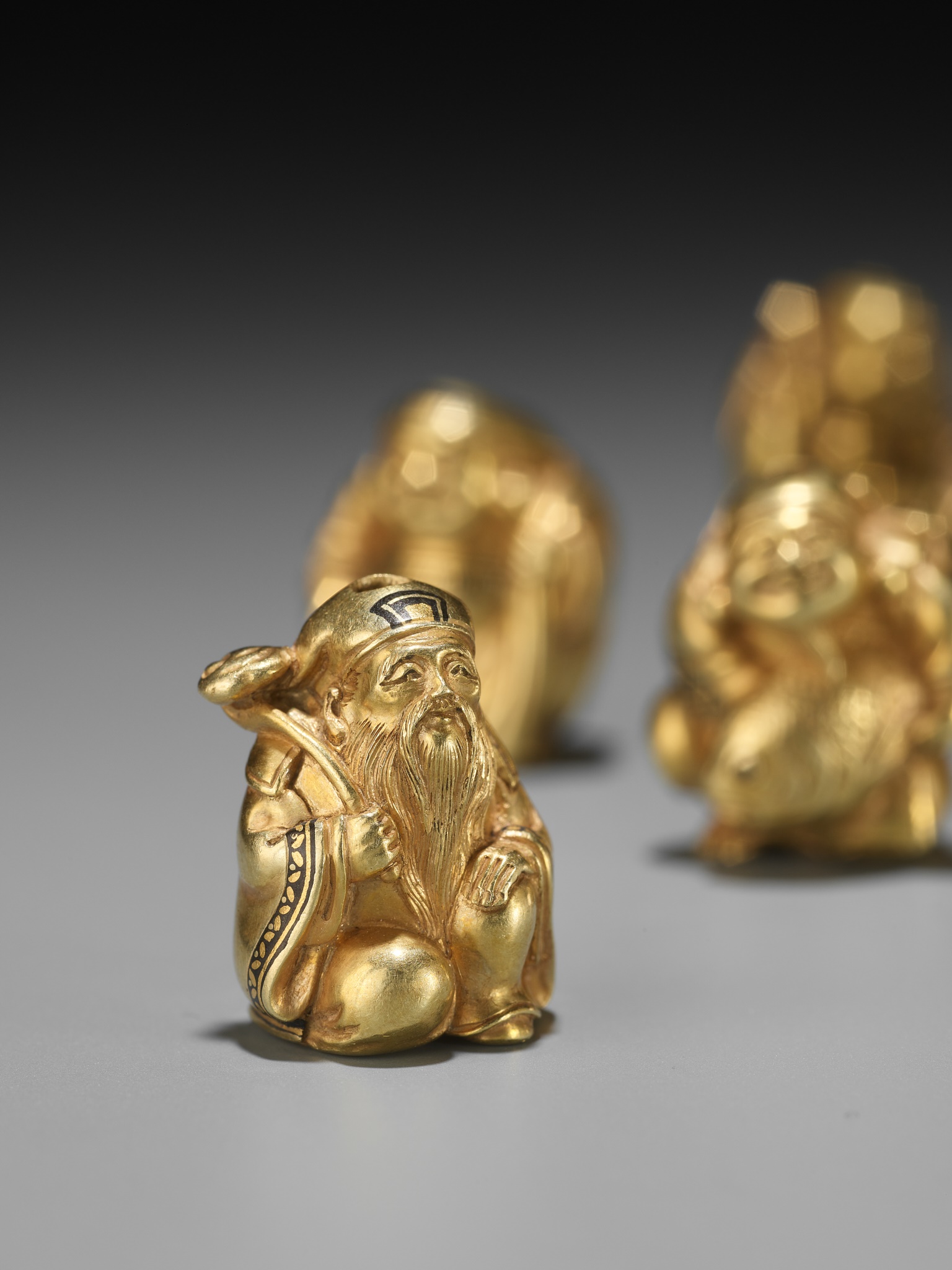 TAKACHIKA: A VERY RARE SOLID GOLD OJIME SET OF THE SEVEN LUCKY GODS (SHICHIFUKUJIN) - Image 10 of 61