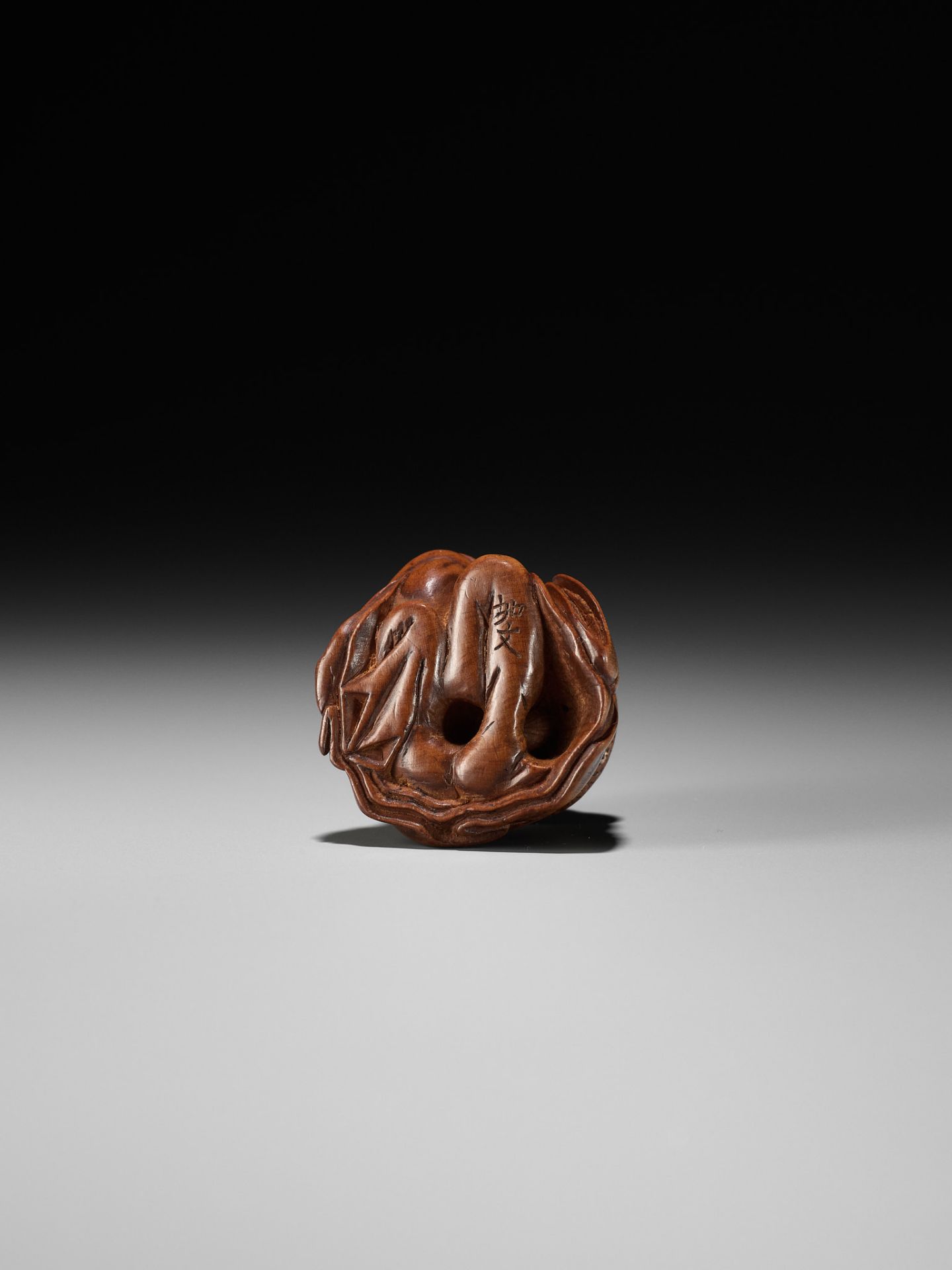 JOBUN: A VERY RARE WOOD NETSUKE OF OKAME WITH A SAKE SAUCER - Image 13 of 14