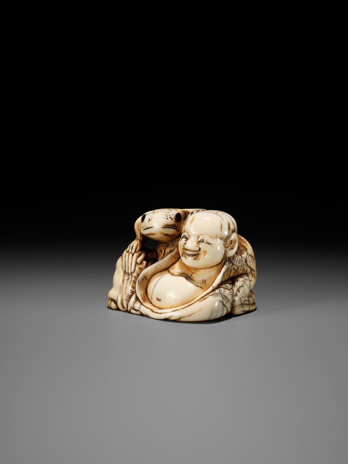 MASAMORI: A LARGE KYOTO SCHOOL IVORY NETSUKE OF GAMA SENNIN - Image 4 of 11