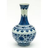 LARGE CHINESE BLUE AND WHITE PORCELAIN VASE