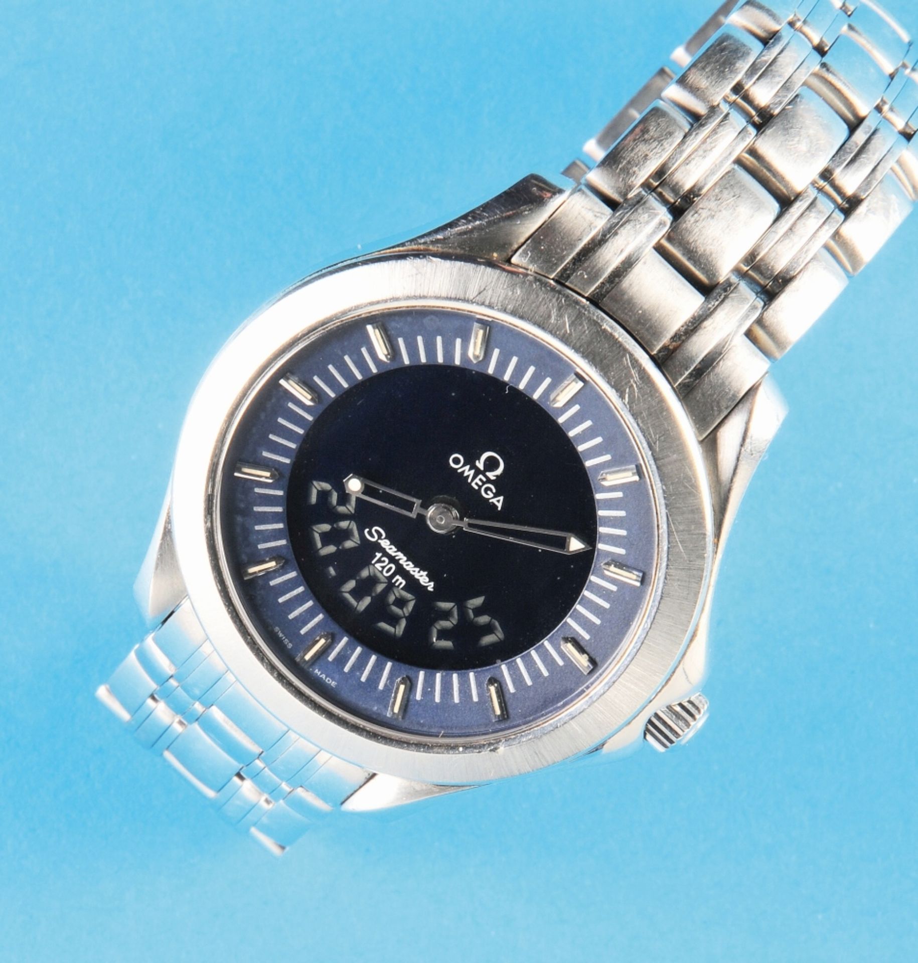 Omega Seamaster 120 m Digital Quartz multifunction wristwatch chronograph with analog hour indicatio