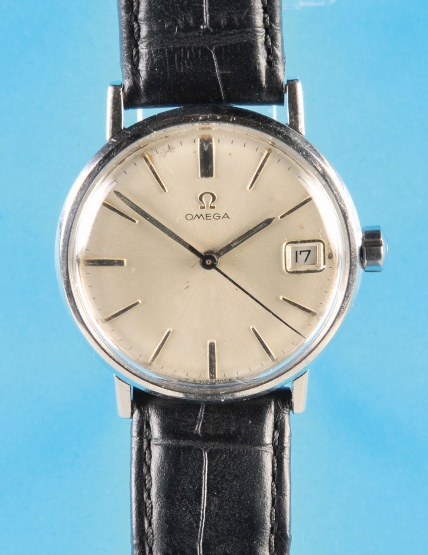 Omega wristwatch with center seconds and date, reference 132.019, cal. 611, circa 1964,