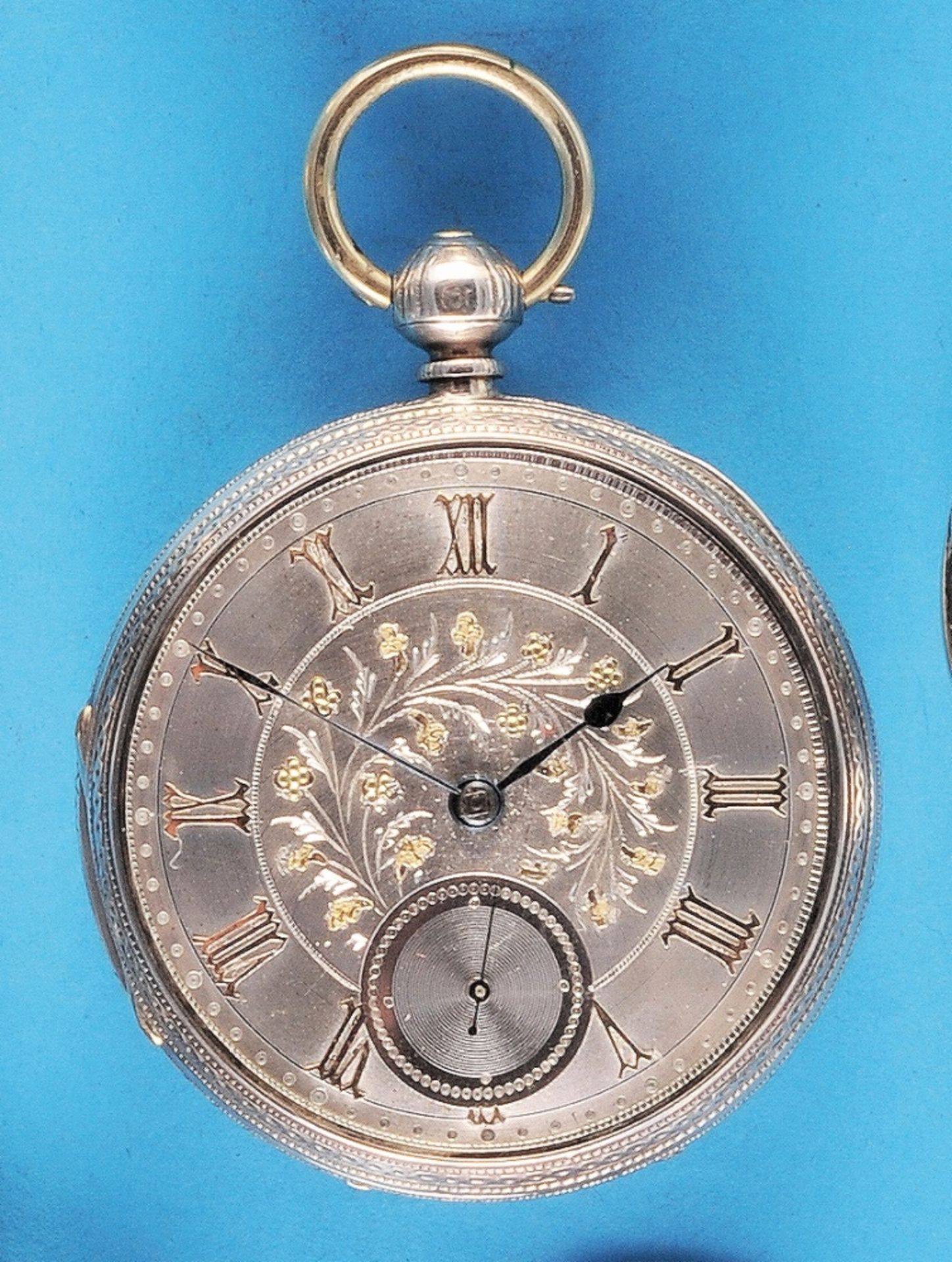 A large, richly engraved, Scottish silver pocket watch with silver dial, verge escapement and dust c - Bild 2 aus 2