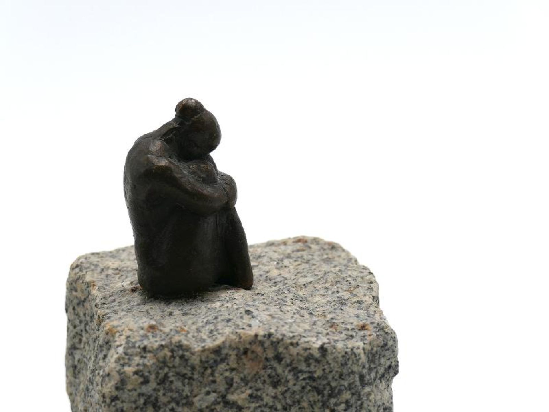 Kraißer, Susanne - Kleine Hockende - Bild 7 aus 8