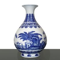 Yu Huchun vase, Quing dynasty with decorations of banana trees, bamboo and stones