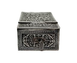 Small box with drawer and mirror with Japanese life scene