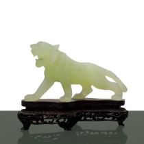 Light green jade tiger, scratched ear