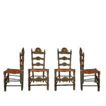 N. 4 high chairs in green and gold lacquered wood with coat of arms, Early 20th century