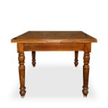 Extendable table in walnut wood, nineteenth century