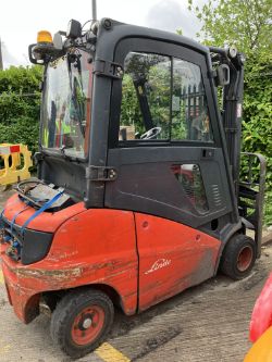 Unreserved Online Auction - Salvage 2011 Linde H20T-1 Electric Forklift Truck