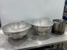 2no. Aluminium Colander & Stainless Steel Cooking Pot