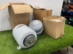 5no. Various Hot water Tanks Comprising, Zilmet 110 Ultra-UV-HT-Pro 18L, 2no.Reflex Winkelmann