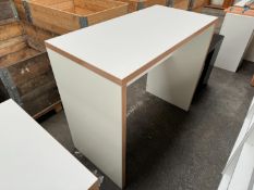 White Counter/Reception Desk - 1200 x 600 x 1660 mm. Please Note: There is NO VAT on the Hammer