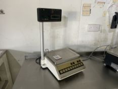 Avery 1770 Digital Weighing Scales as Lotted
