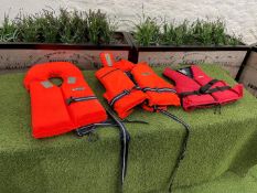 3no. Baltic Hi-Vis Life Jackets Sizes Vary