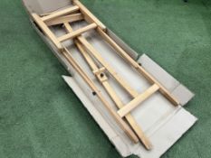 Boxed & Unused Oxford Timber Easel