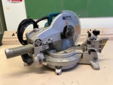 Makita LS1040 Compound Mitre Saw, 260mm Blade, Corded, 240v. Please Note: Auction Location - Bay