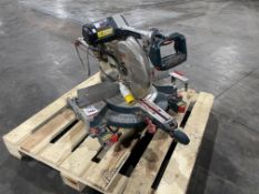 Bosch GCM 12 SD Mitre Saw 110v, Please Note: Cutting Handle Damaged. Please Note: Auction Location -