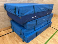 5no. Continental Sports Crash Mats, 2400 x 1350 x 300mm. Please Note: Auction Location - Bay