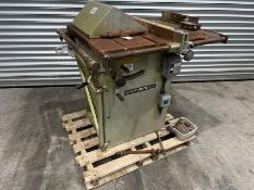 Startrite Tilting Arbor Table Saw, 415v. Please Note: Auction Location - Bay Studios, Fabian Way,