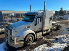 2016 Peterbilt 579 T/A Sleeper Truck Tractor VIN #: 1XPBDP9X5GD350019