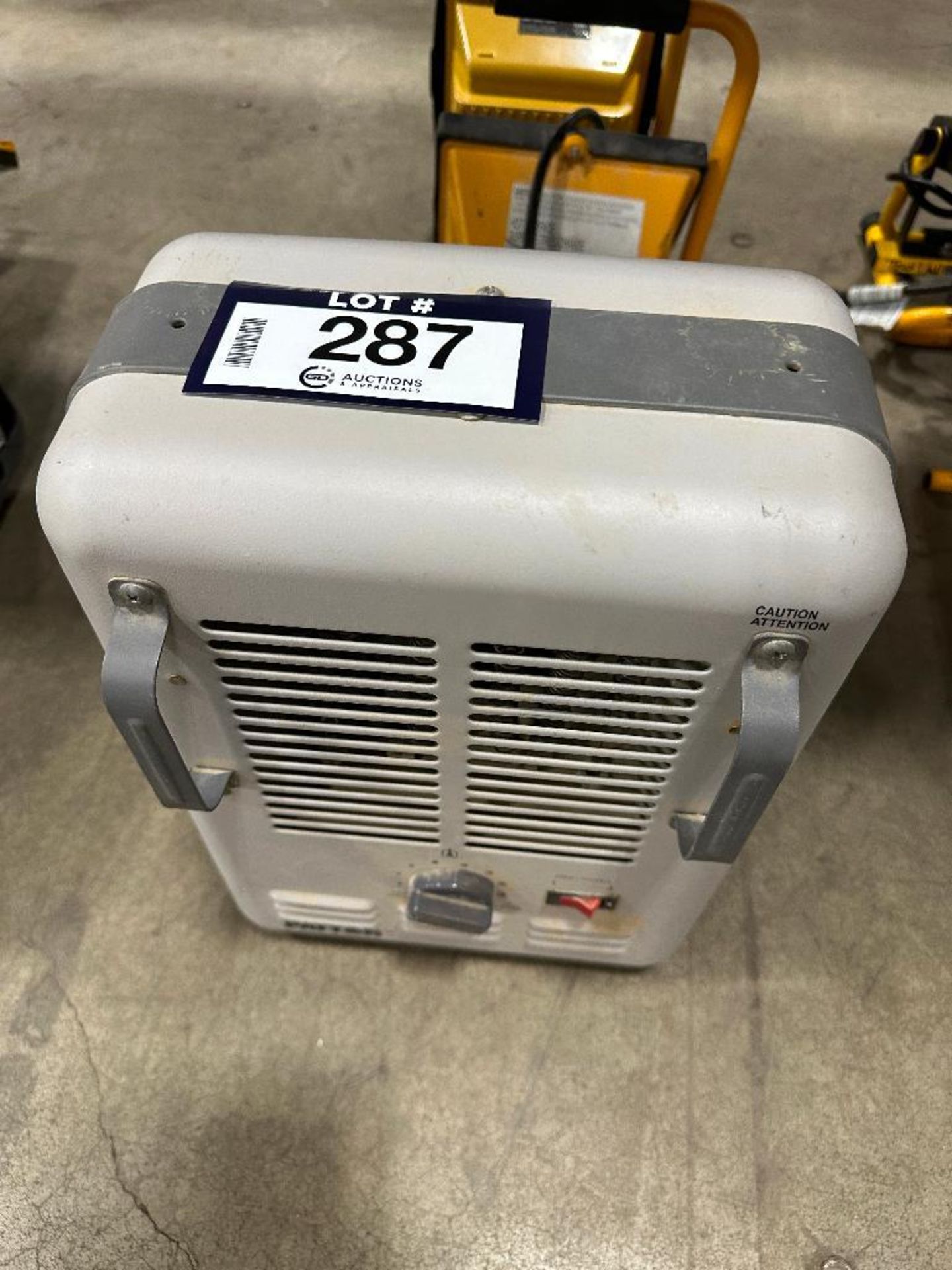 Patton 120V Space Heater - Image 3 of 3