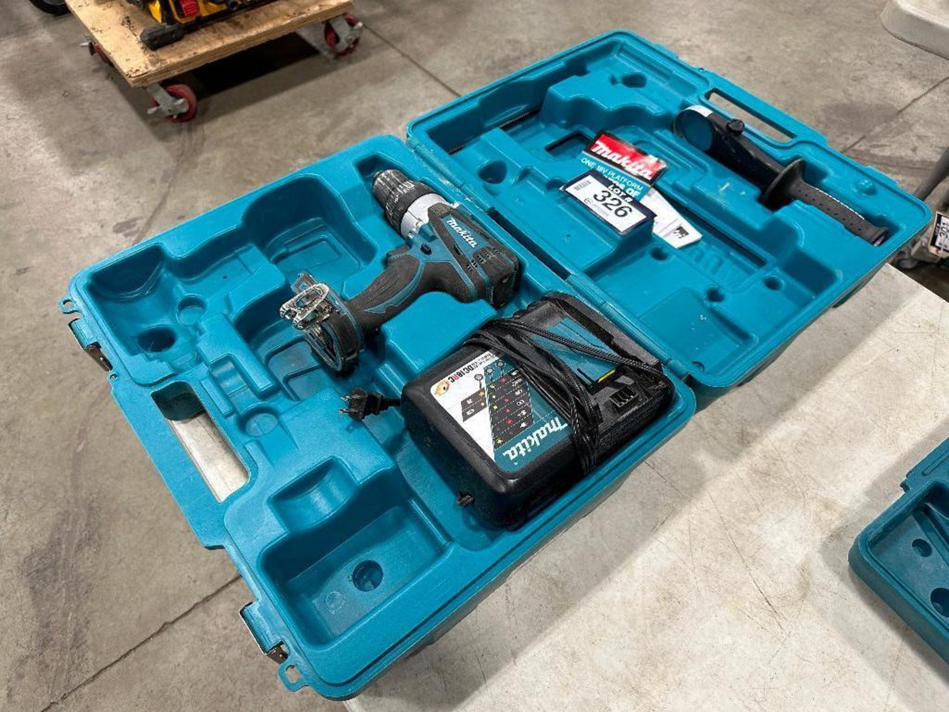 Makita DHP458 Cordless Drill w/ Battery Charger and Case - Image 2 of 5
