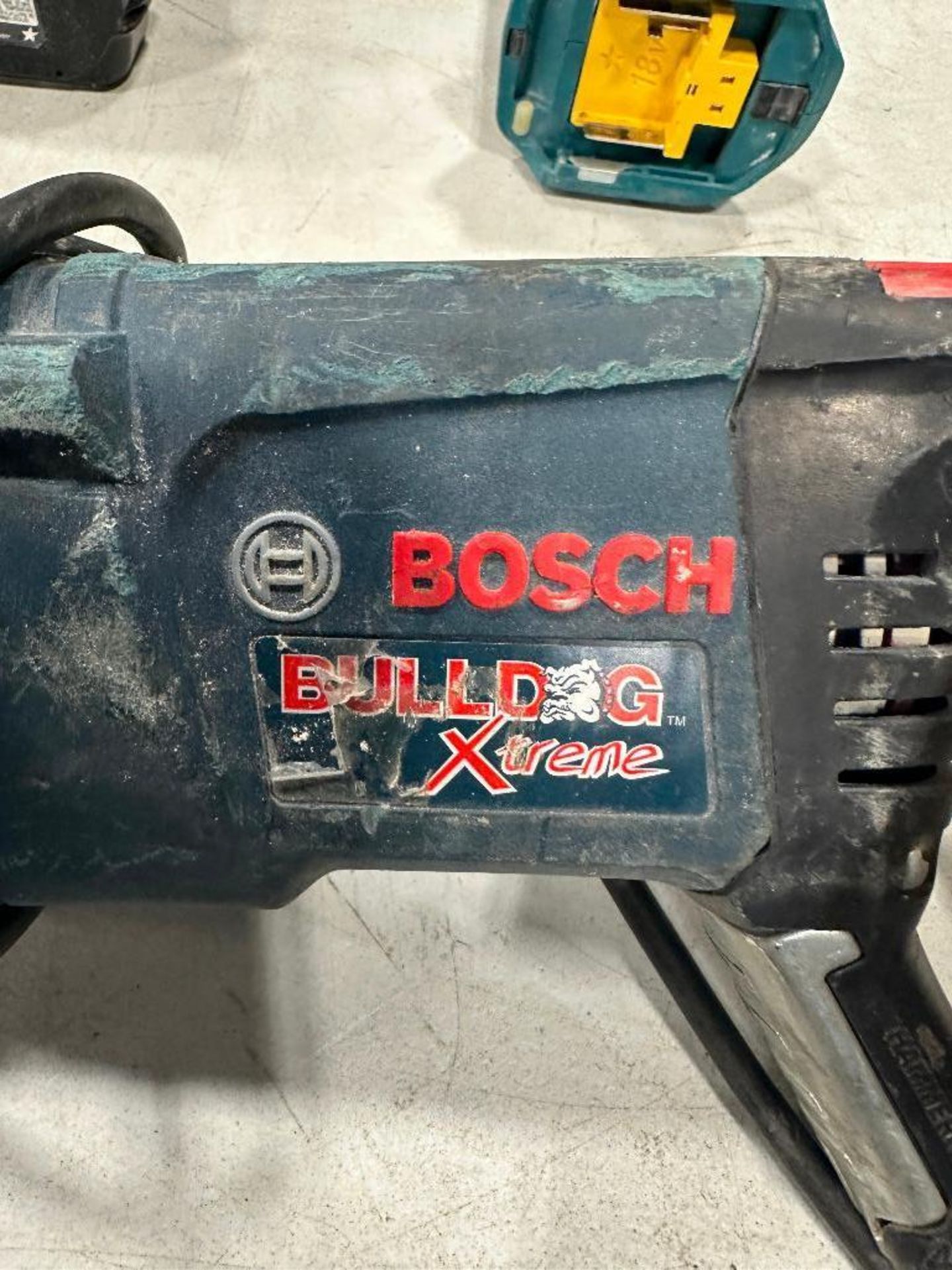 Bosch Bulldog Xtreme Hammer Drill - Image 5 of 5