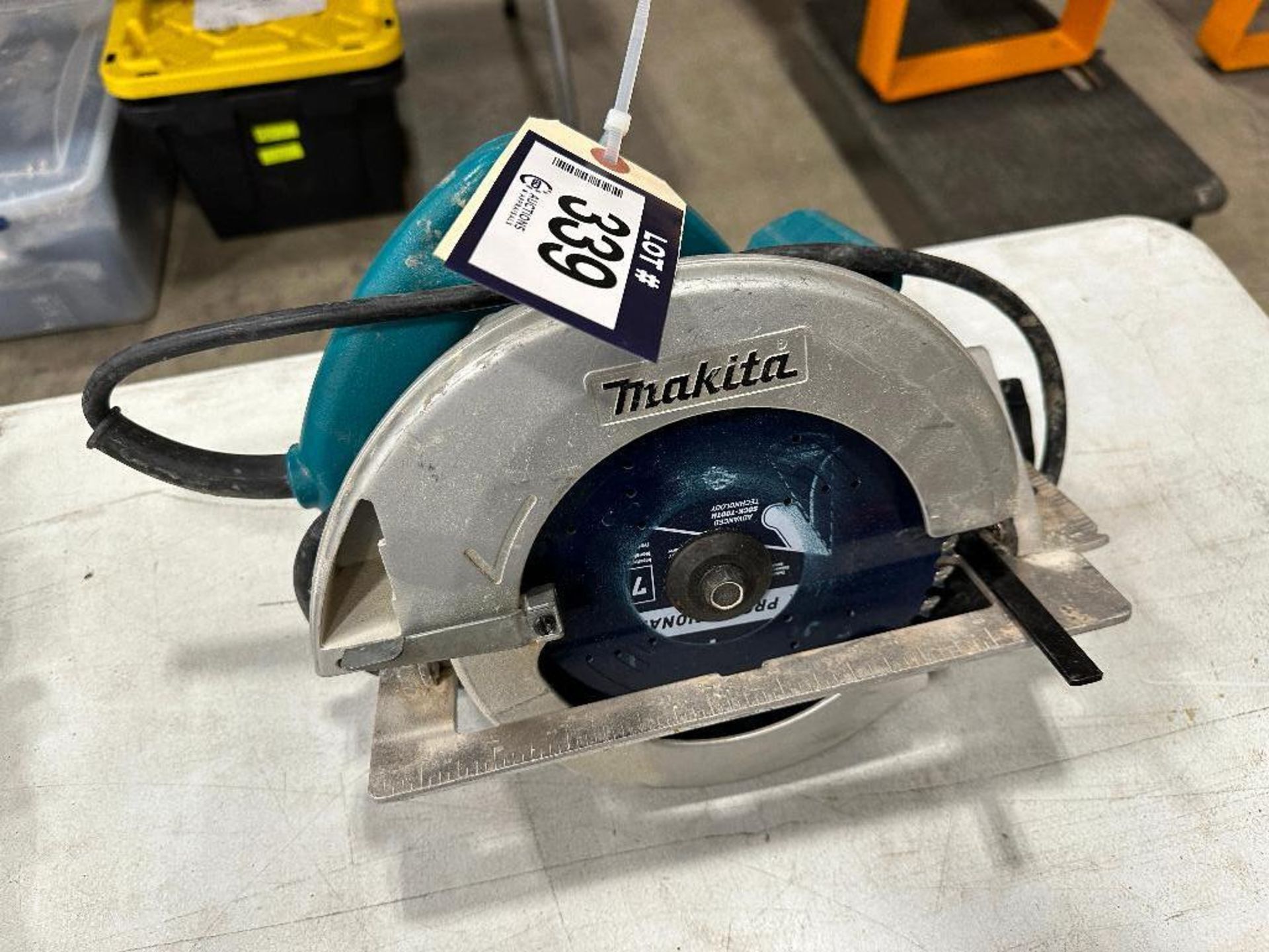 Makita 5007NB 7-1/4” Circular Saw
