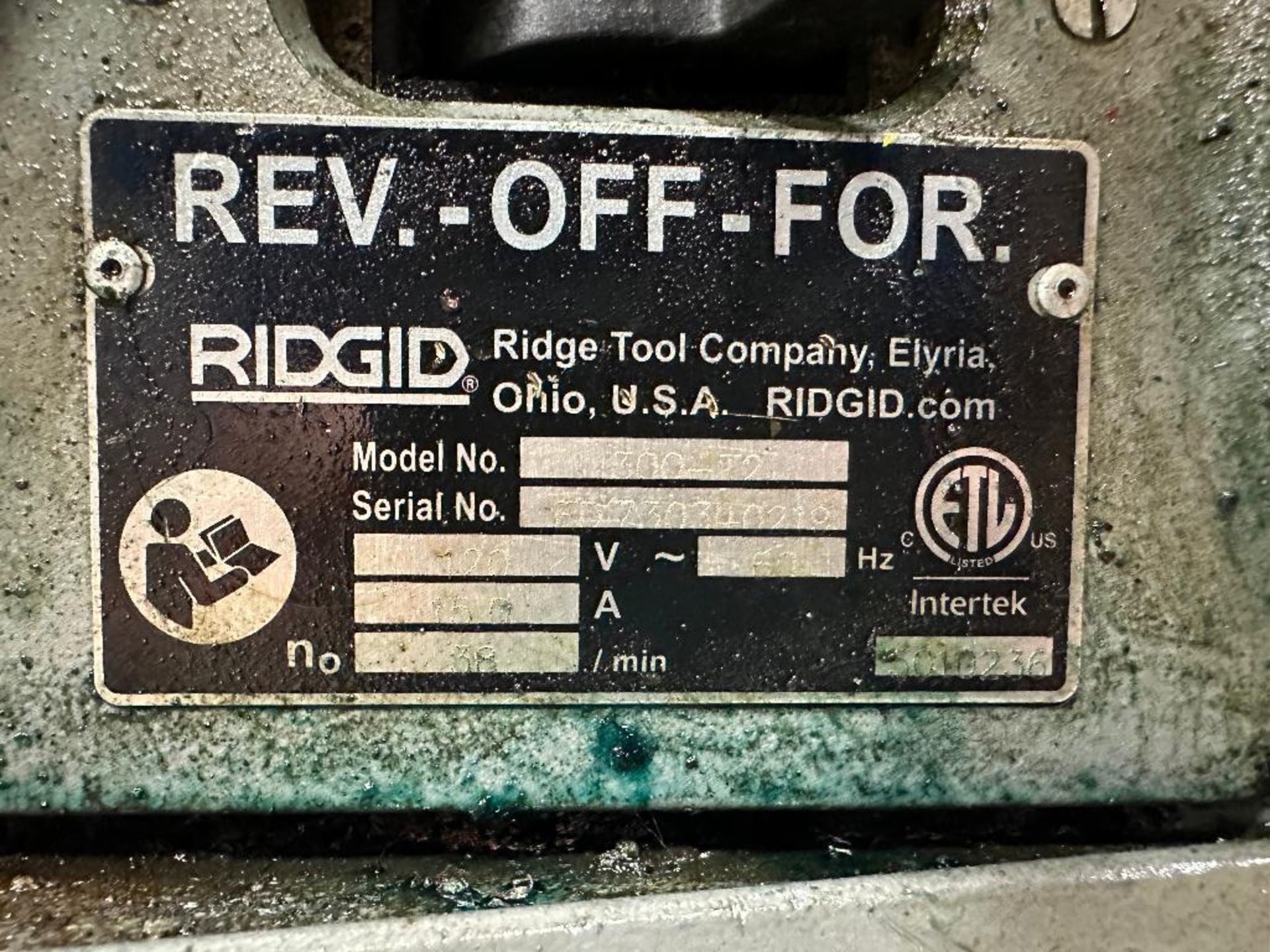 Ridgid 300 Threader with Hand Threader, Three Assorted Die Heads, Cutting Oil, Bucket, Pipe, Cutter, - Image 8 of 8