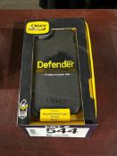 Otterbox Defender iPhone SE Case