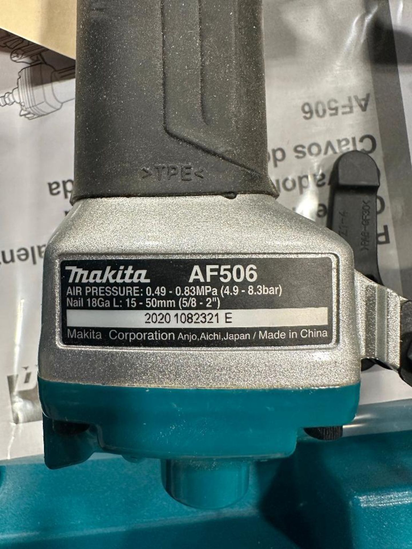Makita AF506 Pneumatic Brad Nailer - Image 7 of 7