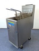 PITCO 40C+ 40LB FLOOR TUBE FIRED NATURAL GAS FRYER