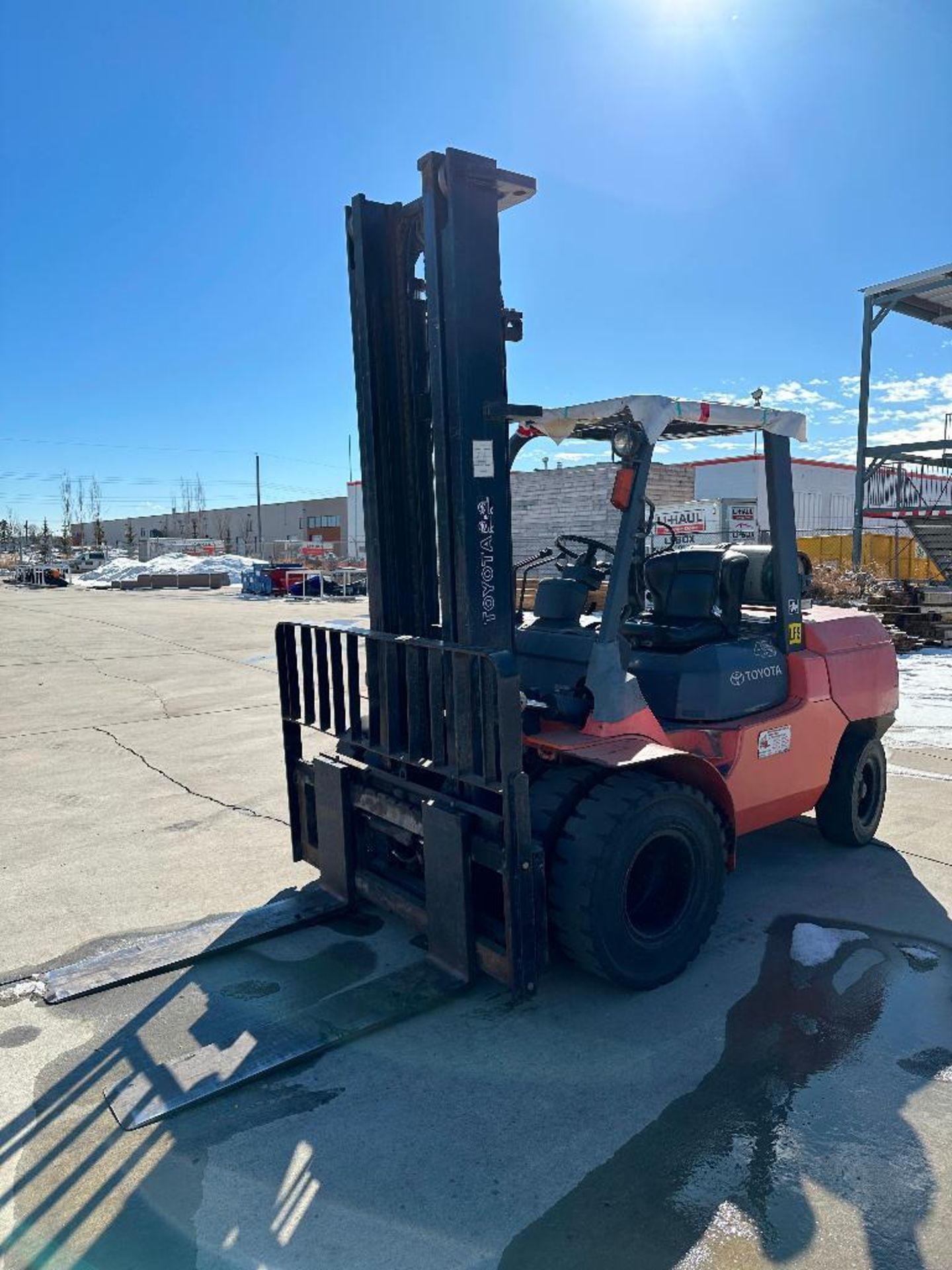 Toyota 7FGU45 9,150lb. Capacity LPG Forklift, 4,202hrs Showing - Image 2 of 10