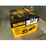 DeWalt D26441K 1/4" Sheet Palm Grip Sander Kit