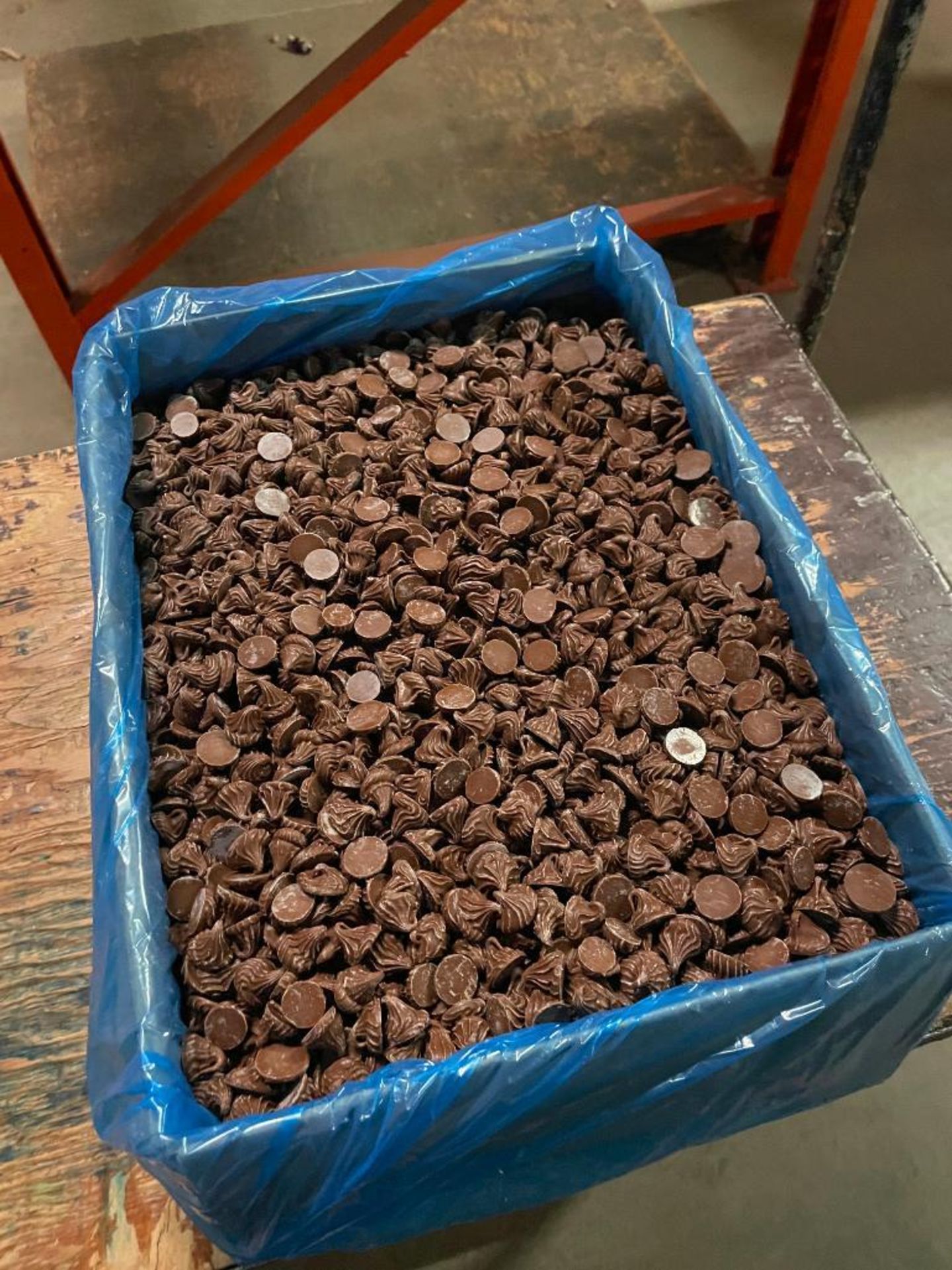 (10) CASES OF FOLEY'S BULK CHOCO BUDS, 10KG PER CASE - Image 3 of 3