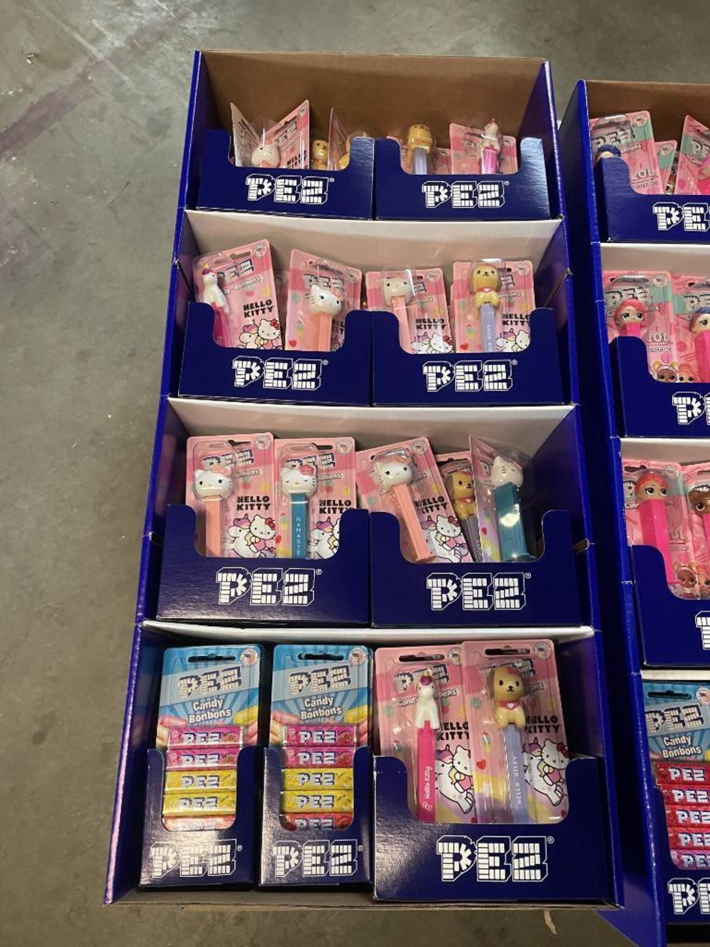 (3) PEZ DISPENSER FREESTANDING RETAIL DISPLAYS - Image 4 of 8