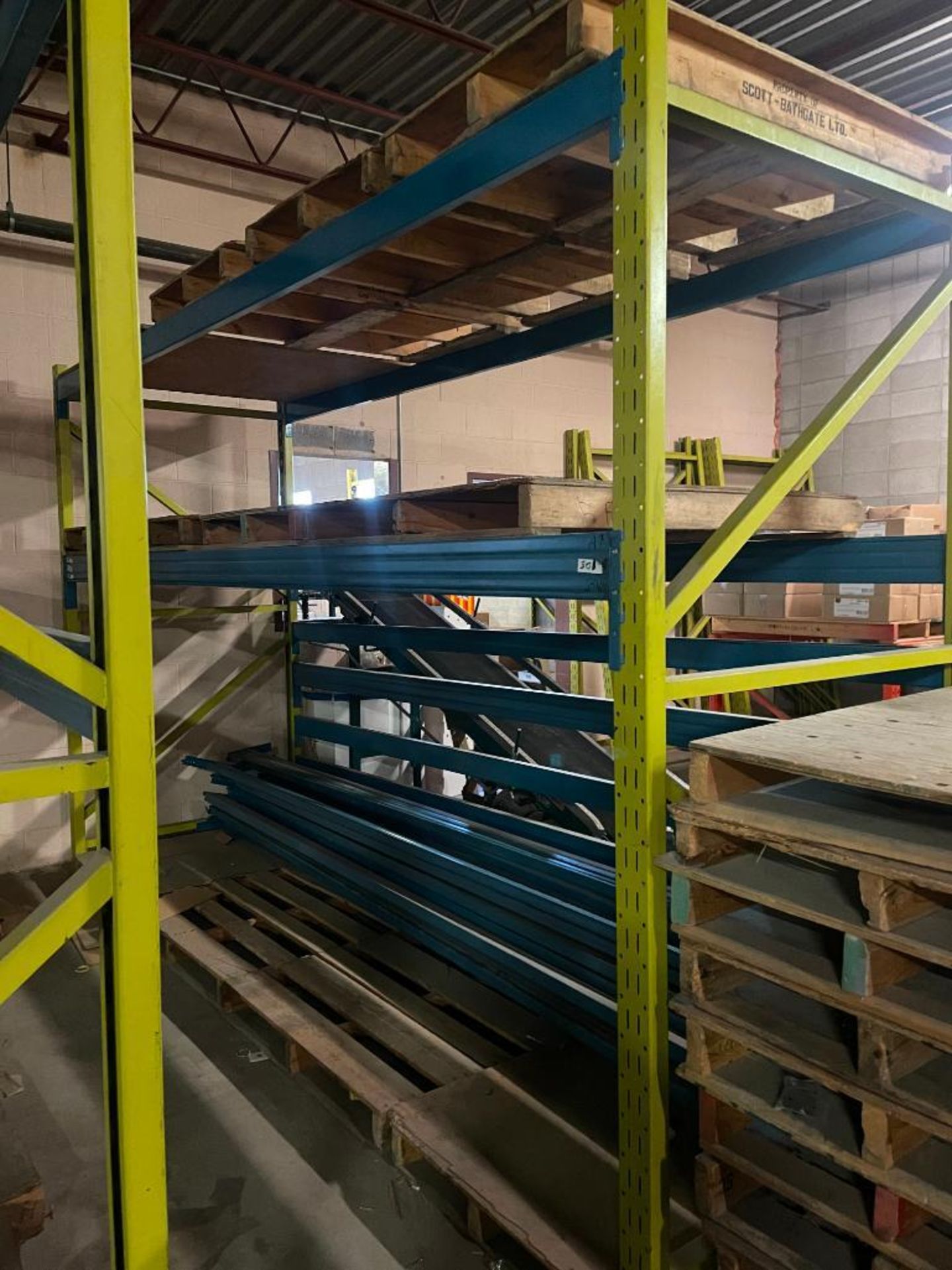 (3) SECTIONS OF PALLET RACKING WITH EXTRA UPRIGHTS & BEAMS - Image 2 of 6