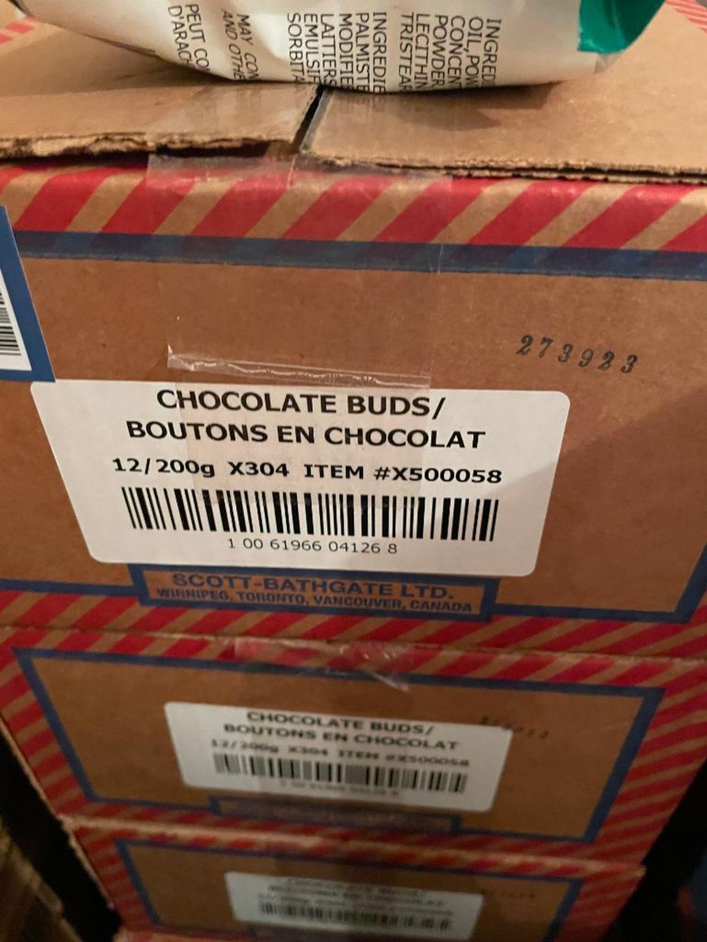 (6) BOXES OF NUTTY CLUB CHOCOLATE BUDS & (5) BOXES OF CHOCOLATE COATED NUTS & RAISINS, 12/200G BAGS - Image 2 of 5