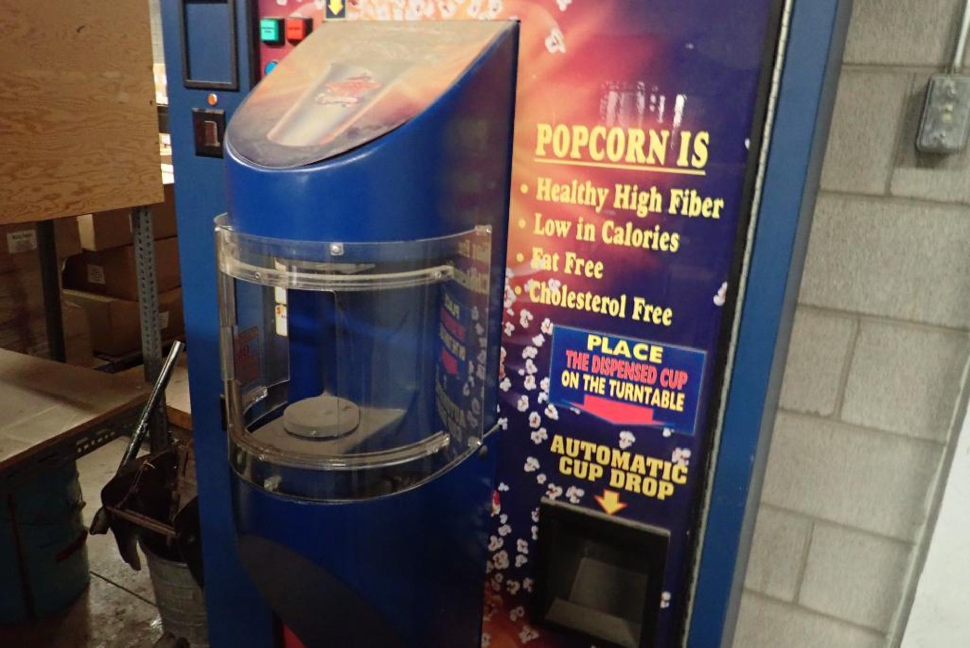 Coin Operated Popcorn Machine. NOTE: NO KEY, CONDITION UNKNOWN. - Image 3 of 4