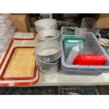 (11) ASSORTED SIZE CAKE PANS WITH (3) SILICONE BAKING MATS