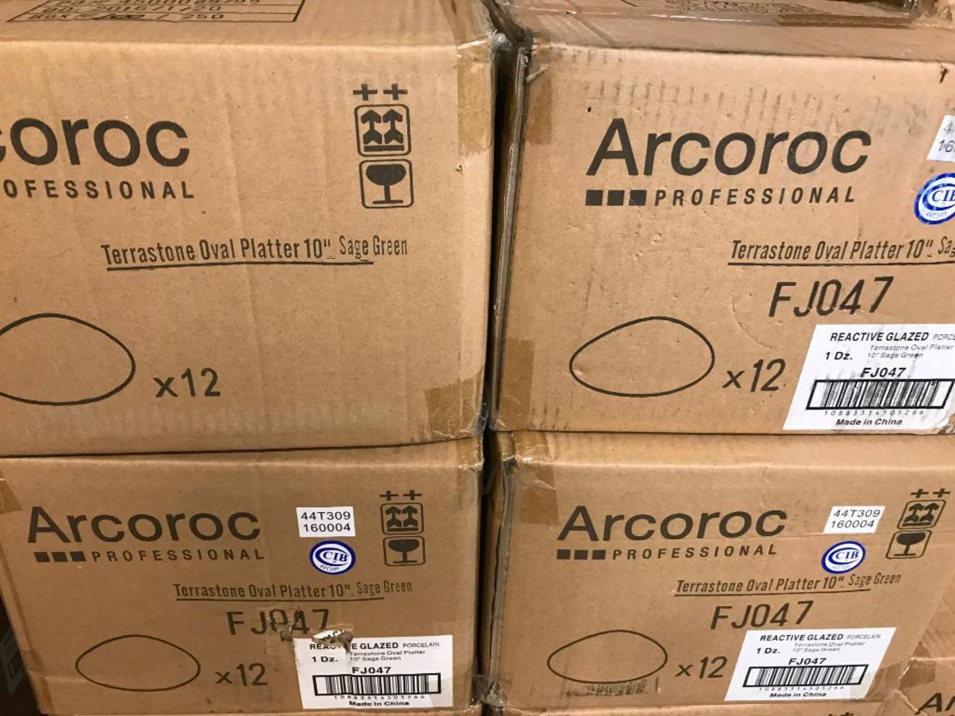 4 CASES OF TERRASTONE 10" SAGE GREEN OVAL PLATTER - 12/CASE, ARCOROC - NEW - Image 2 of 3